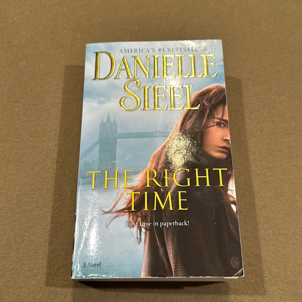 Danielle Steele “The Right Time”